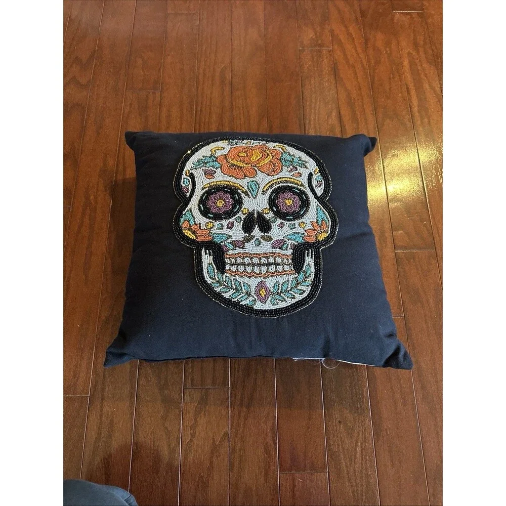 Día de los Muertos Day of the Dead Beaded Pillow NWT‎ 16